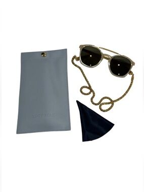 Lucy Folk Stylish Sunglasses with Gold Chain